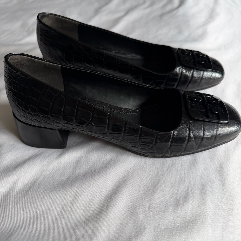 Tory Burch "Georgia" Pump Black Croc-Embossed Leather Pump Heel 7 Women's - Picture 8 of 16